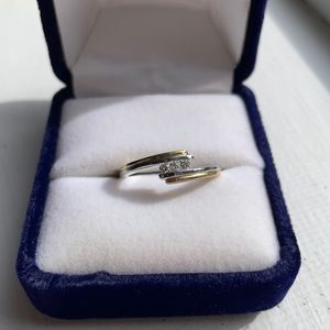 10k mixed gold Diamond Ring